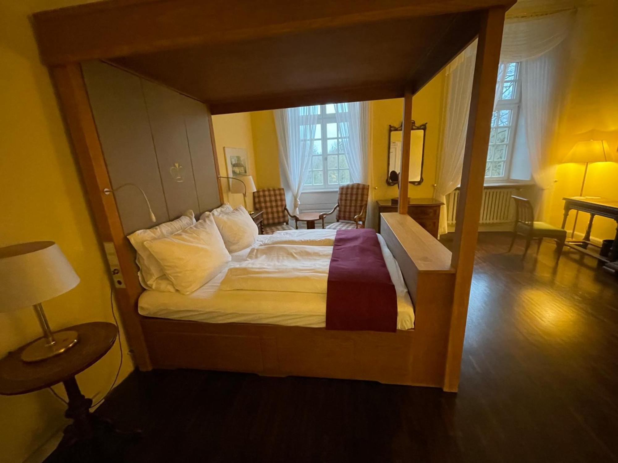 Hotel Schloss Hoehnscheid Bad Arolsen Kültér fotó